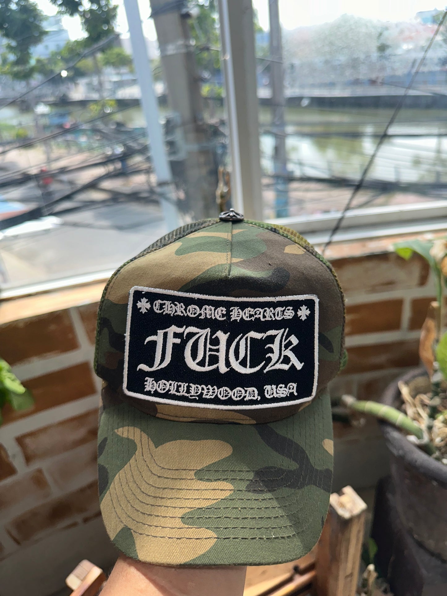 VINTAGE 90S CHROME HEARTS *FCK* CAMO TRUCKER HAT