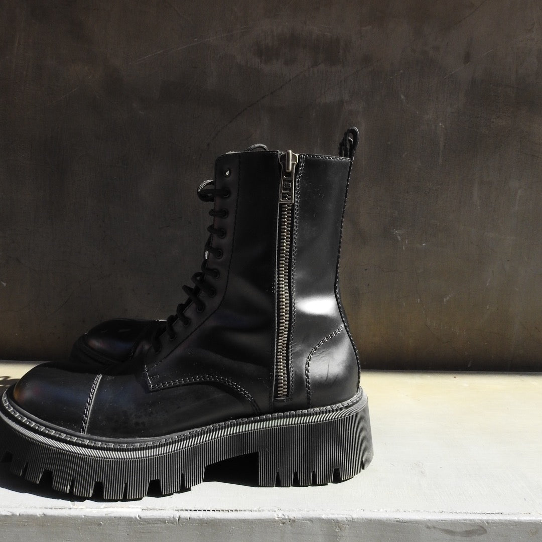 BALENCIAGA TRACTOR 20mm LACE UP BOOTS