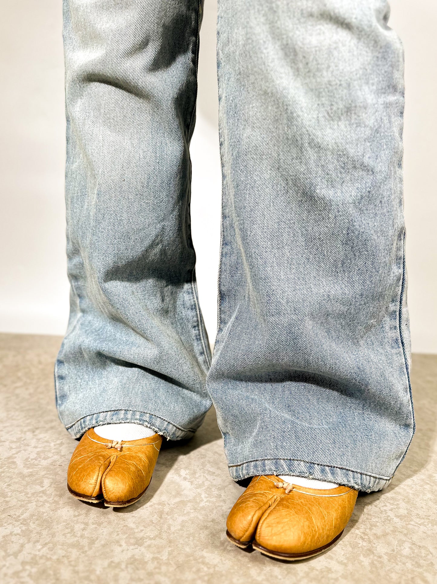 MAISON MARGIELA Tabi Ballet Flats
Wrinkle Processing Edition