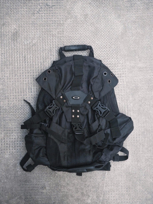 OAKLEY ICON 3.0 BACKPACK – CYBER MILITARY LEGACY