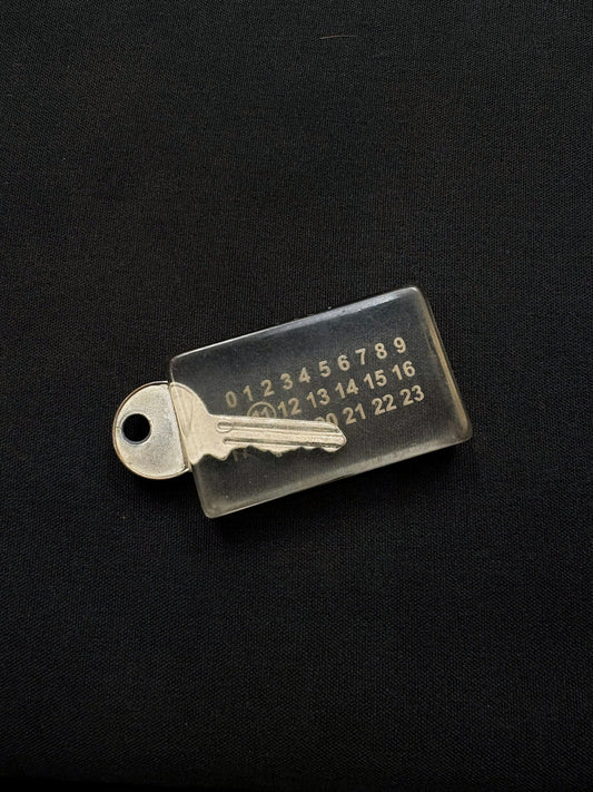 MAISON MARTIN MARGIELA — LINE 11 RESIN KEYCHAIN 🔑