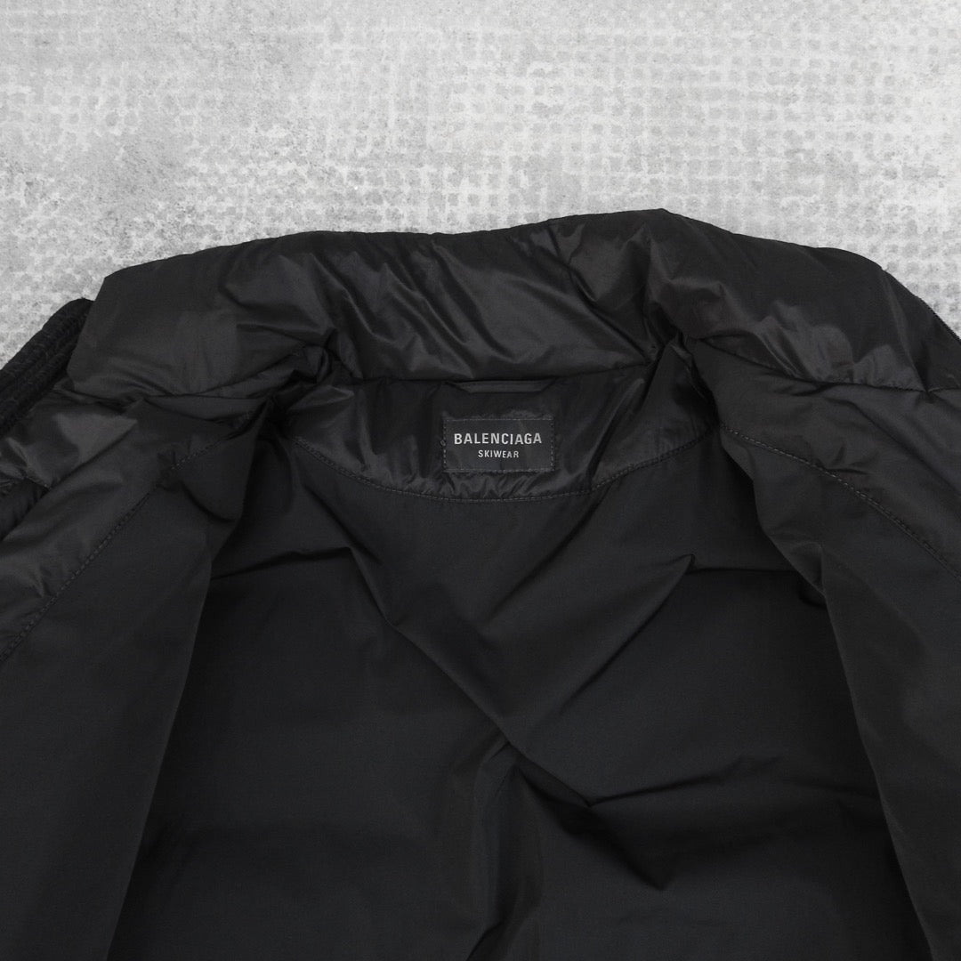 BALENCIAGA 3B SKI PUFFER JACKET – BLACK
