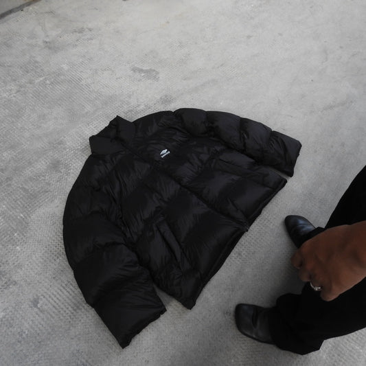 BALENCIAGA 3B SKI PUFFER JACKET – BLACK