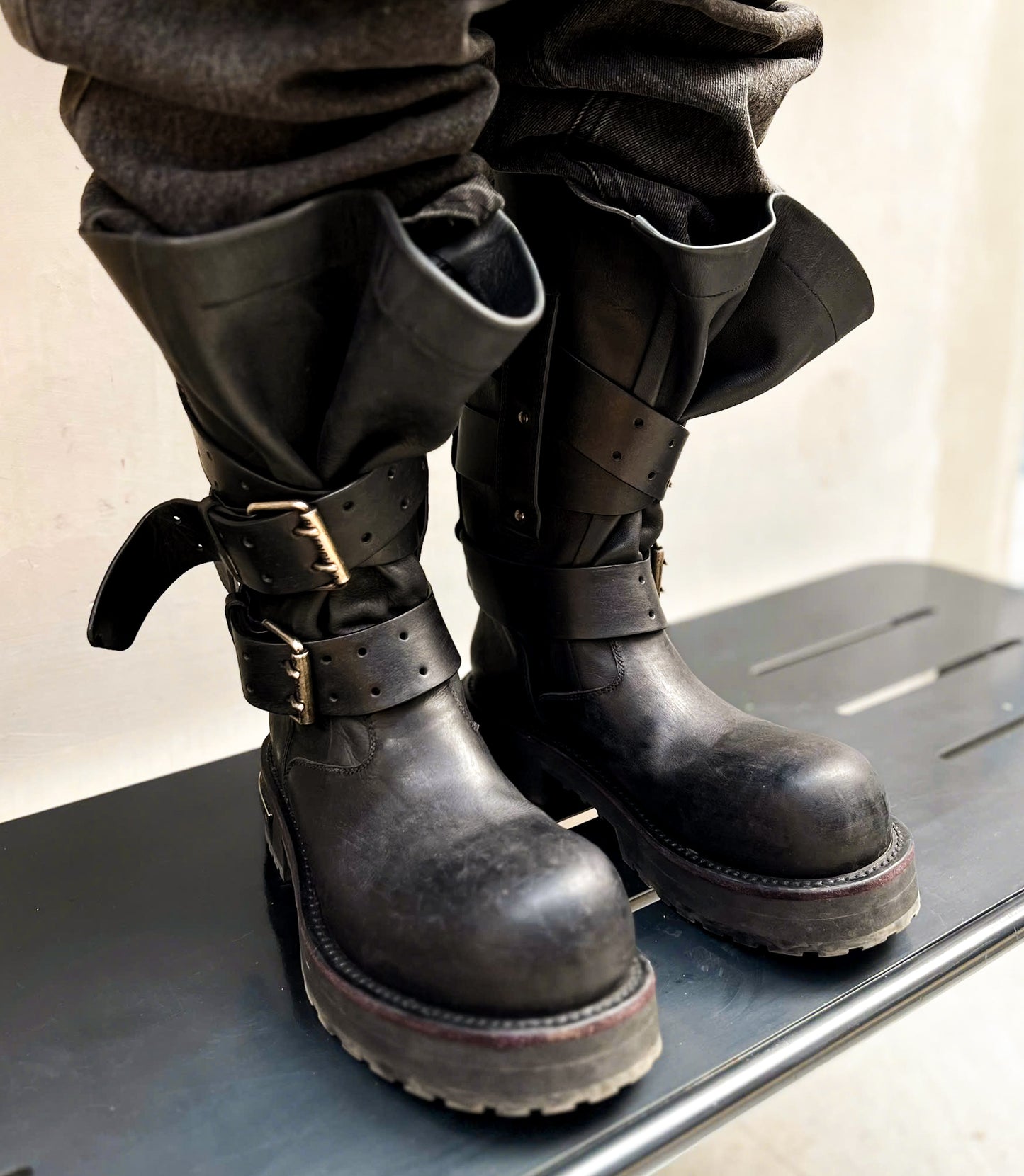 BALENCIAGA VENOM LEATHER COMBAT BOOTS
