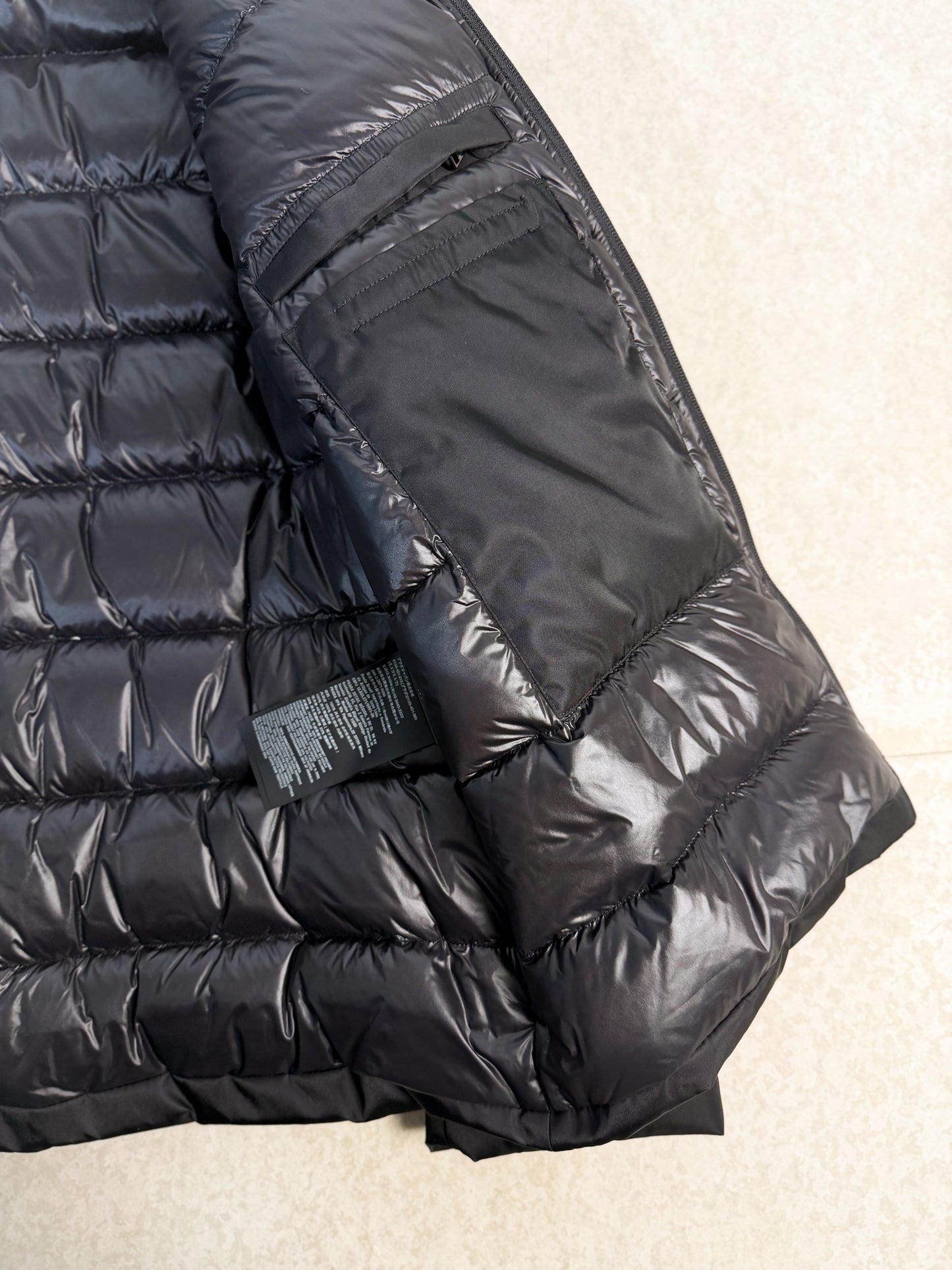 Prada Re-Nylon Puffer Jacket❄️