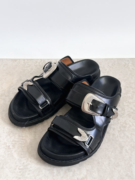 Toga Virilis Black Sandals