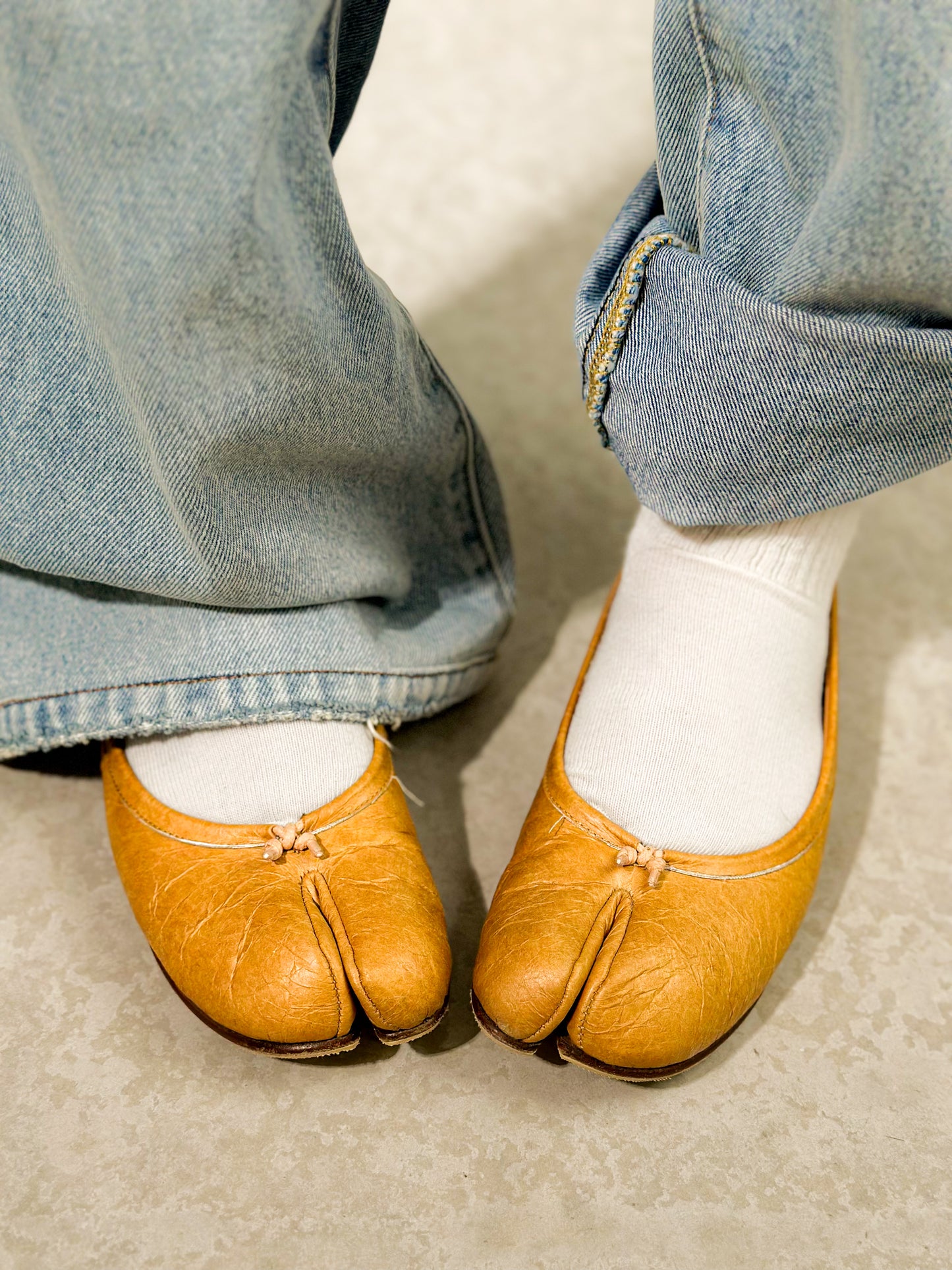 MAISON MARGIELA Tabi Ballet Flats
Wrinkle Processing Edition