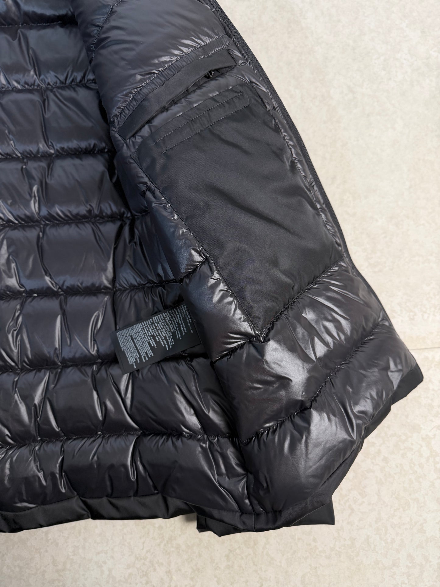Prada Re-Nylon Puffer Jacket❄️