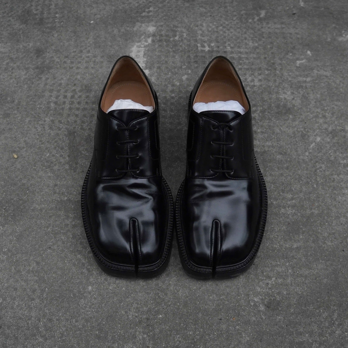 MAISON MARGIELA COUNTY TABI LEATHER DERBY SHOES