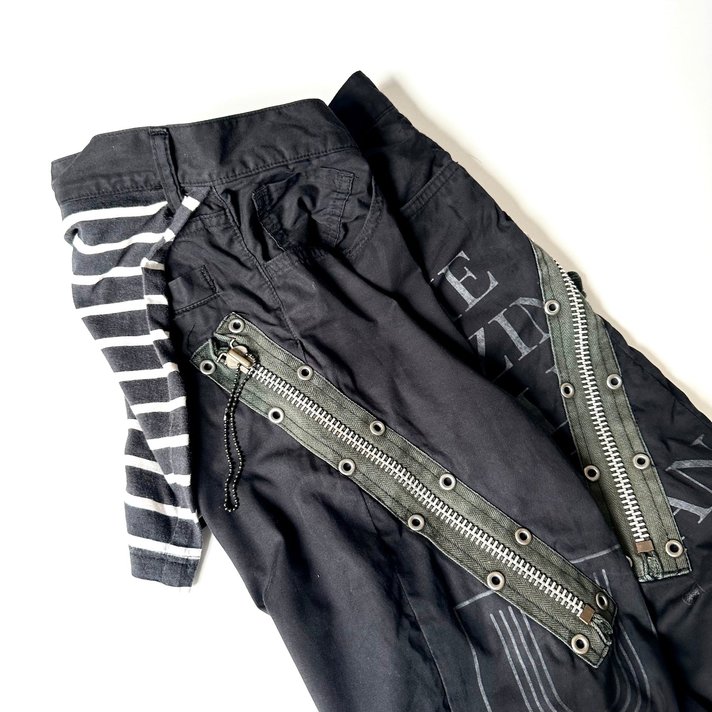 UNDERCOVERISM SS06 "THE AMAZING TALE OF ZAMIANG" BONDAGE CARGO PANTS